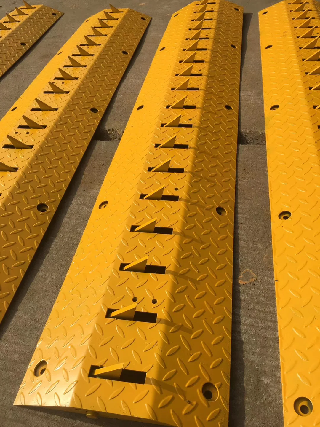 A3 Carbon Steel Tire Killer Surface Mount Manual Tire Killer Tyre