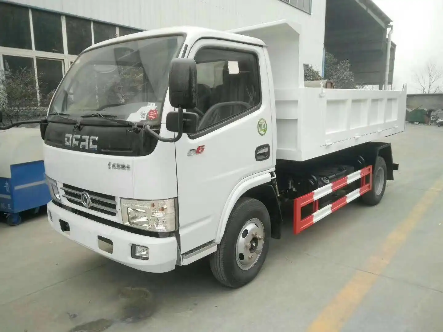 Sand Transportation Rhd Diesel 120hp 5cbm 4x2 Dumper Dongfeng Mini Dump ...