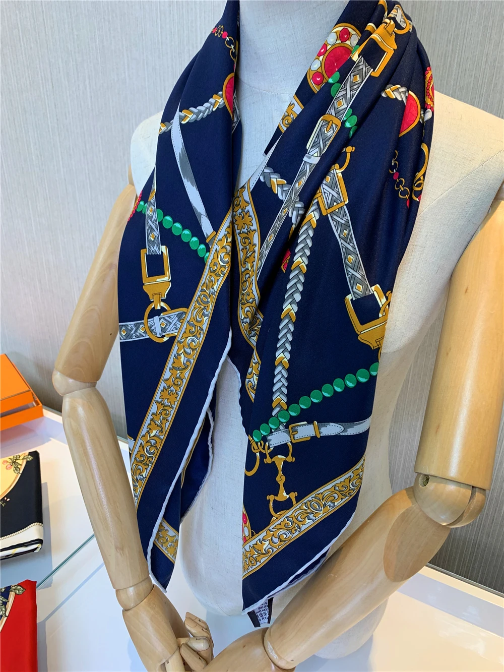 Villa Casdagli Twilly women's silk scarf