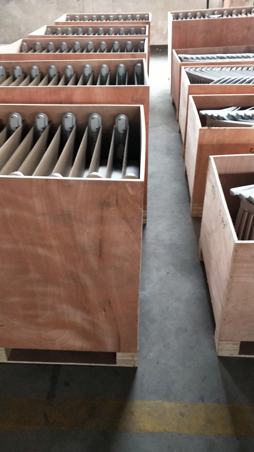 China Steel Casting Foundry Metal Pig Iron Machine Electric Furnace