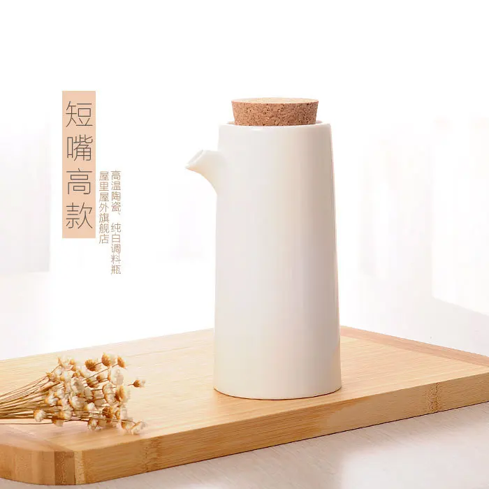 Kitchen Supplies Ceramic Soy Sauce Pot Oil Dispenser Seasoning Bottle Sauce Vinegar Spice Jars Storage Container Set manufacture