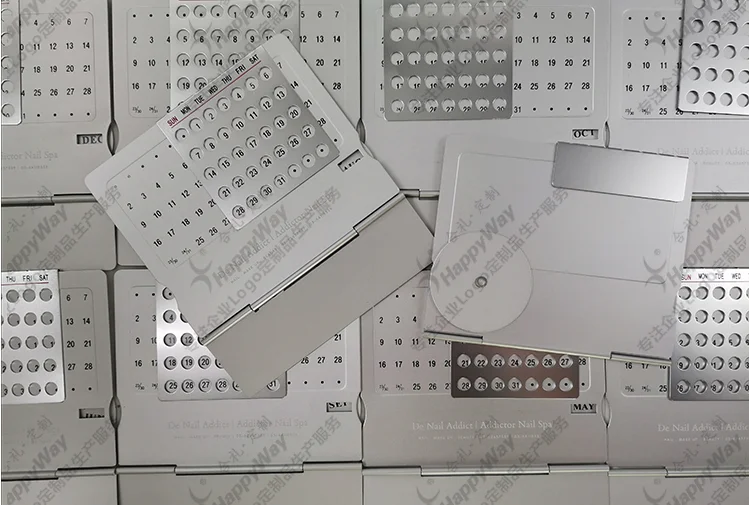 Metal Calendar (2).png