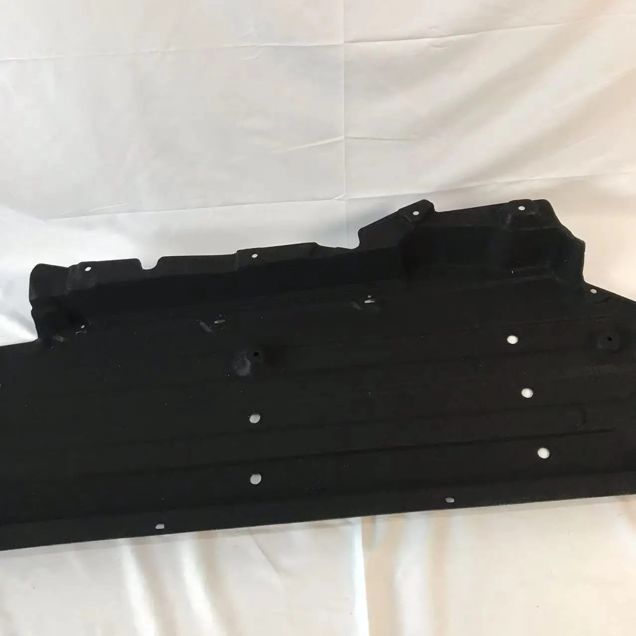 Gfkj Body Parts Bumper Spoiler Grille Underbody Guard For Porsche Macan2014 Oem 95b825205a