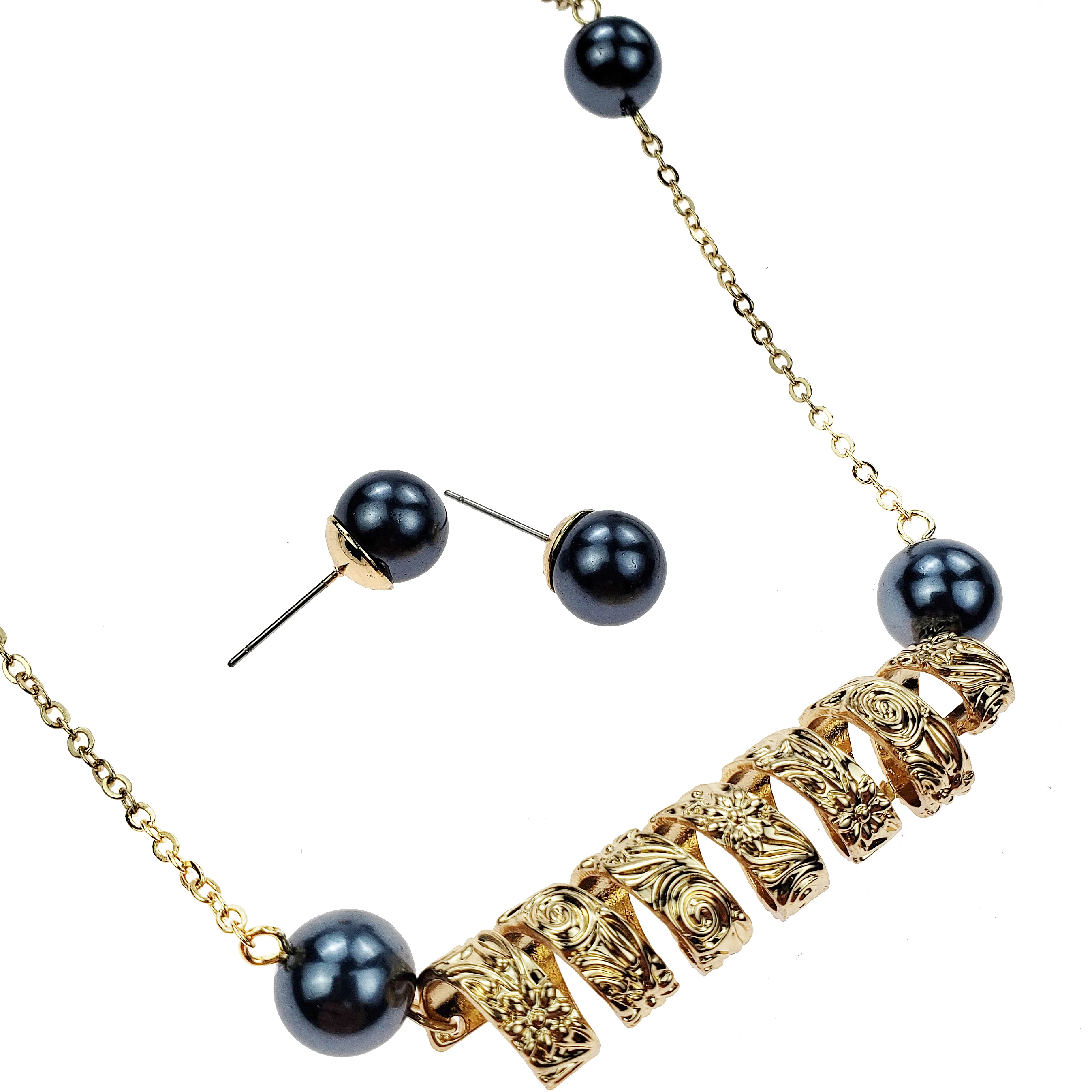 
Hawaiian Jewelry Necklace Gold Plated Plumeria Flower Screw Pearl Jewelry Set 