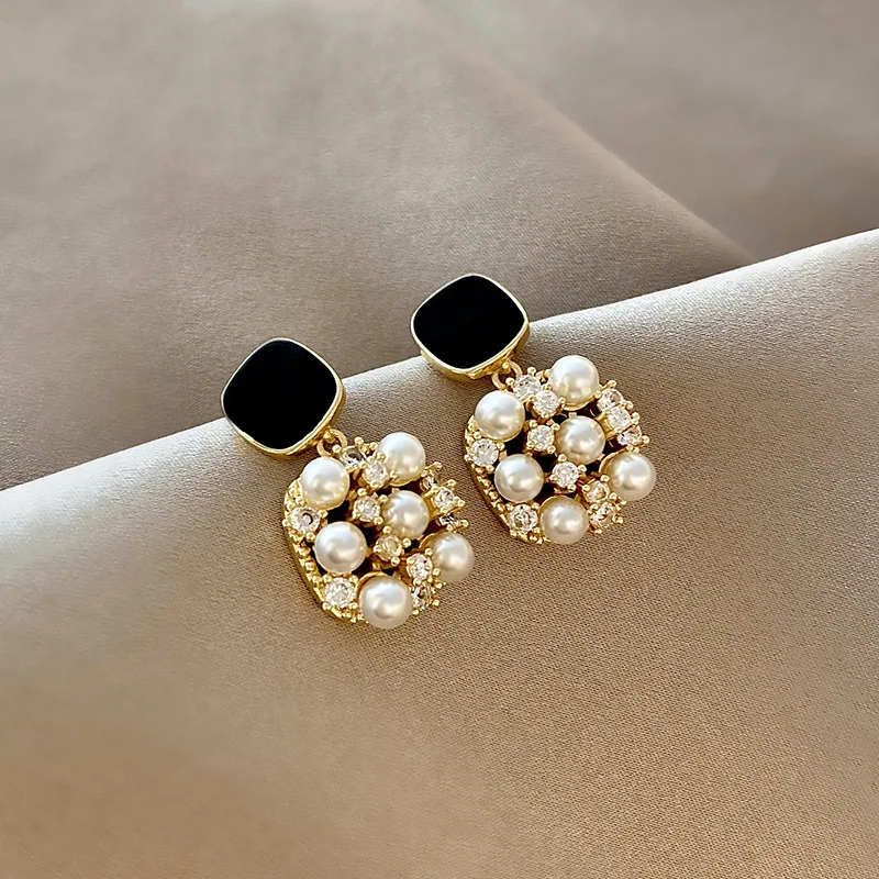 Wholesale Pearl Quare Hape Earrings Black Quare Tud Earrings Imitations Pearl Earrings 6 Pairs