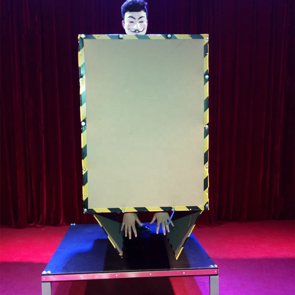 Professional Stage Performance Illusion Equipment Carton Is Suspended