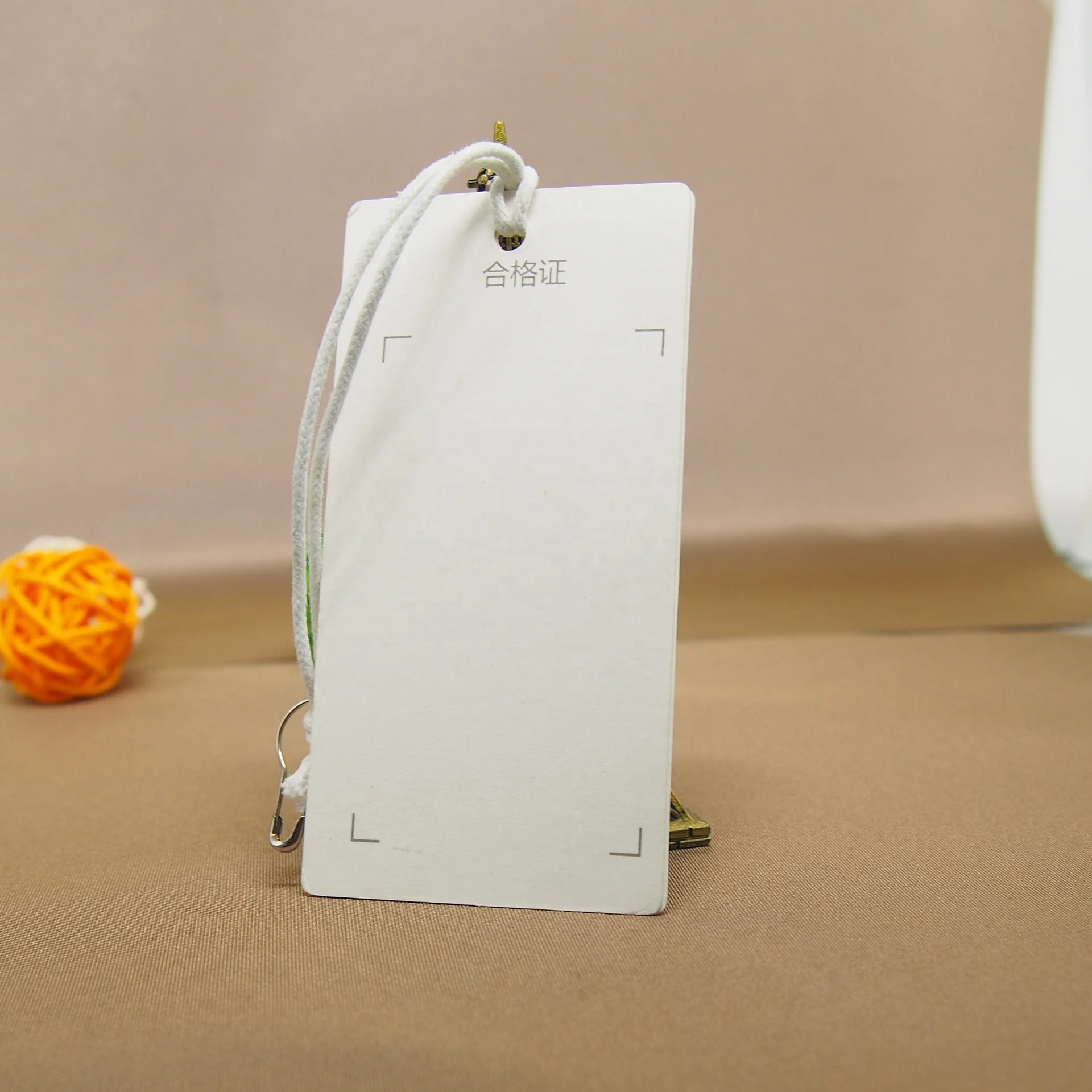 Clothing Paper Hang Tag Elastic Loops Label Brand Tag Label Sock Buy