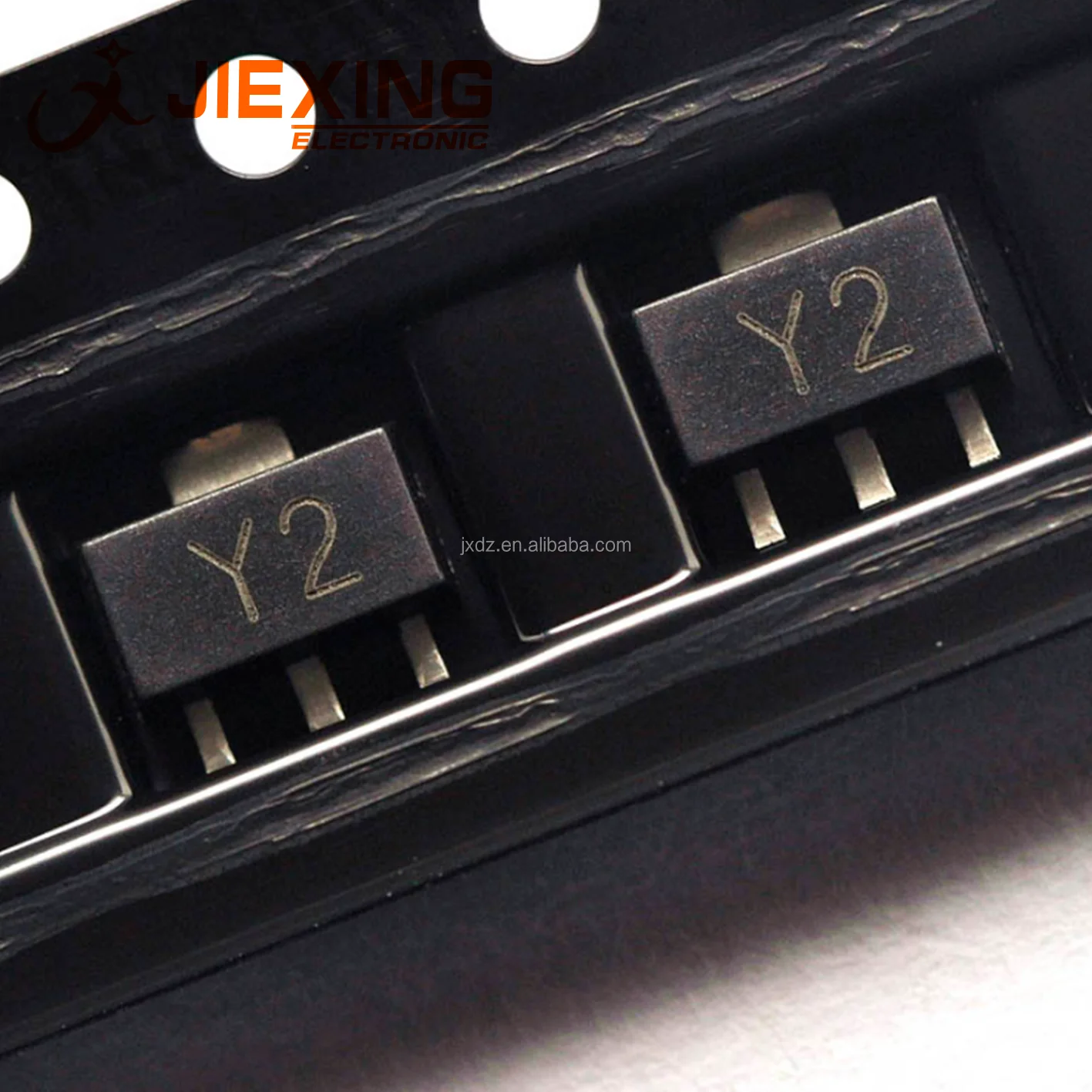 10PCS SS8550 Y2 1.5A/25V PNP Double S High Current - Foto 3