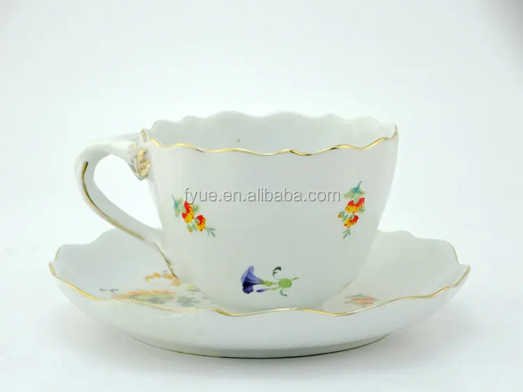 Elegant European Style Gold Rim Ceramic Tea Cup Saucer Set High Quality Minimalist Floral Decal Coffee Cups Wholesale Hotsale details