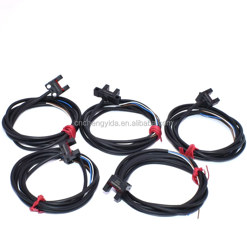 New Original Amplifier Builtin / Ushaped Micro Photoelectric Sensor