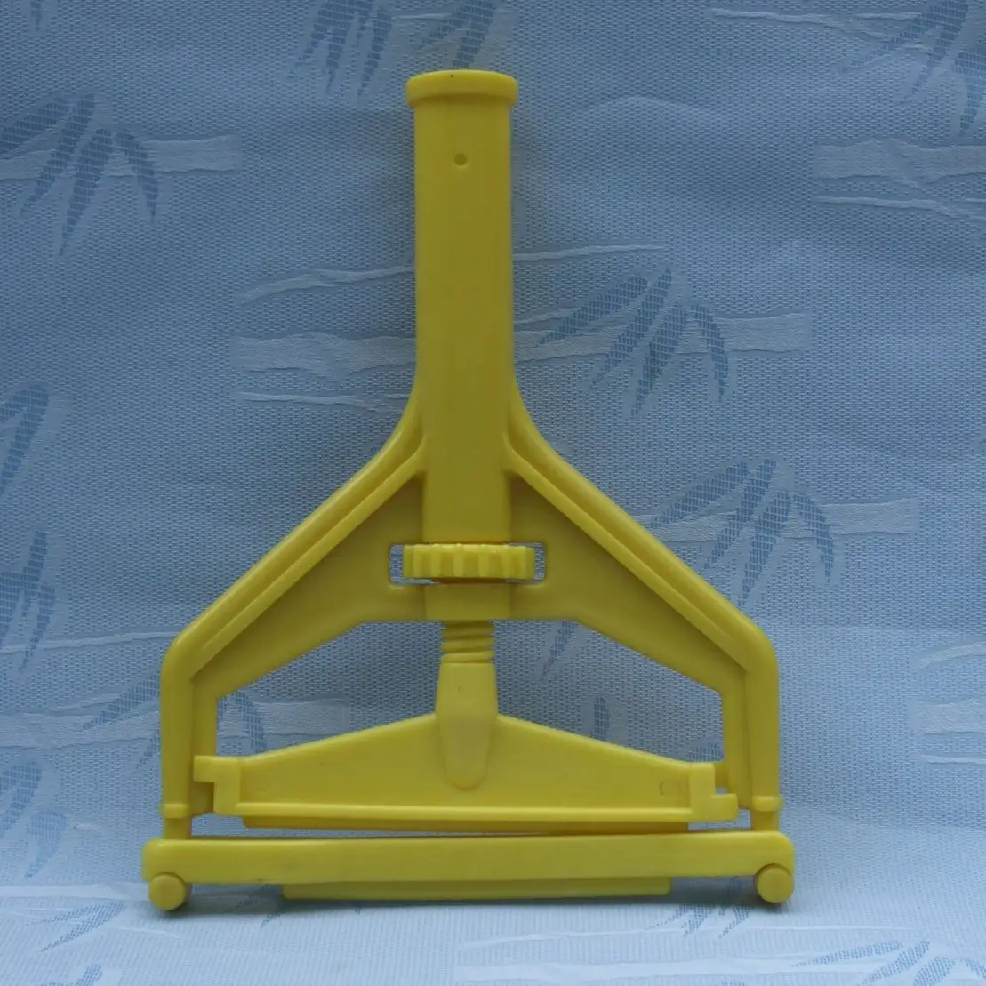 可用塑料拖把夹头