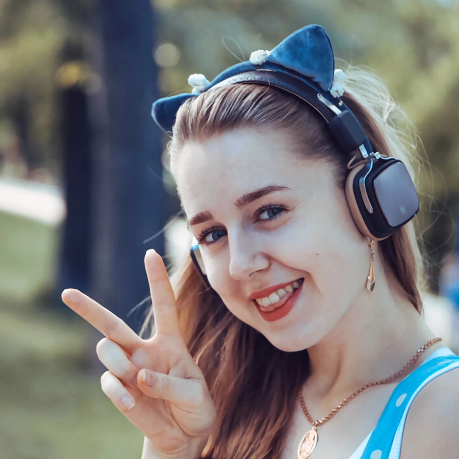 OneOdio Original Elysium Wireless Headsets Foldable Headset With Mic Metal Lightweight Headphone 500mAh Black/ Beige - ANKUX.COM