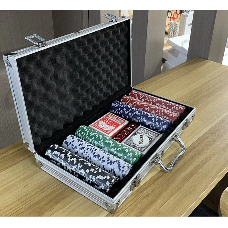 Lander Poker Chips Set 300 Piece With Aluminium Box For Party Gambling