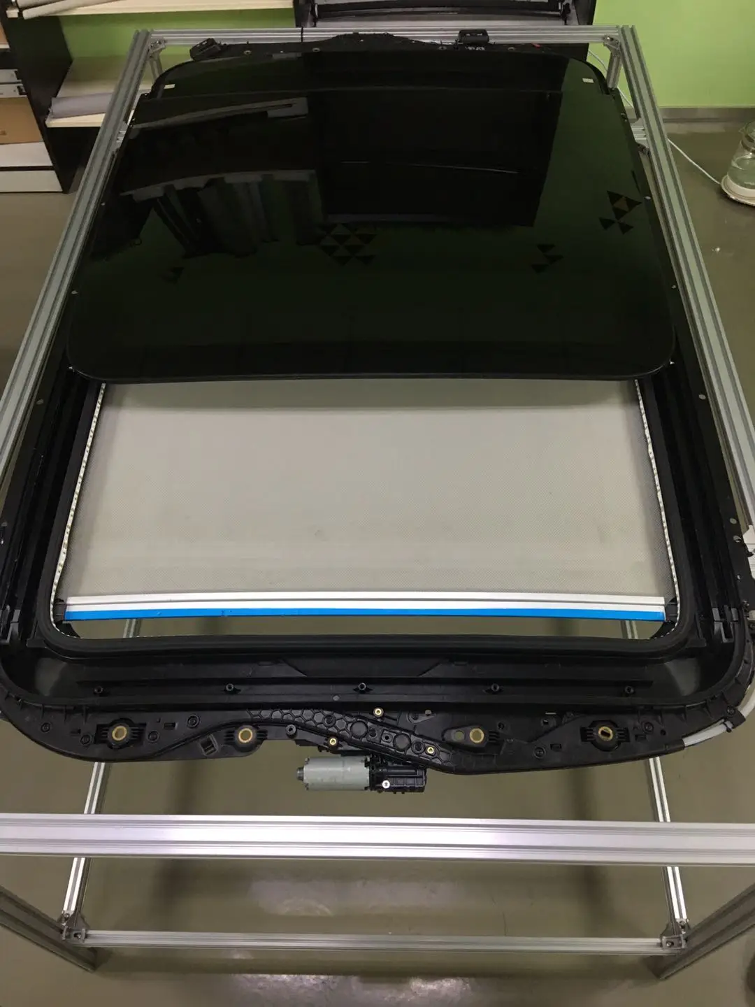 Universal Auto Complete Sunroof Car Panoramic Sunroof Assembly For Vw