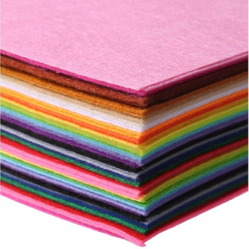 we can print logo on it felt polyester scarf