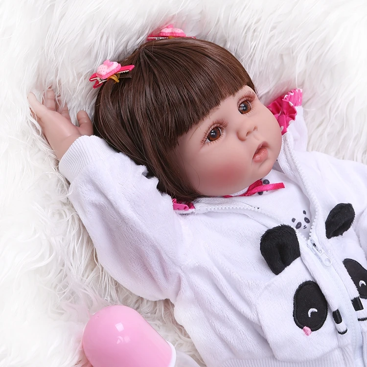 Boneca Bebe Sweetie Reborn(R) Urso Panda Silicone Doll- 48cm