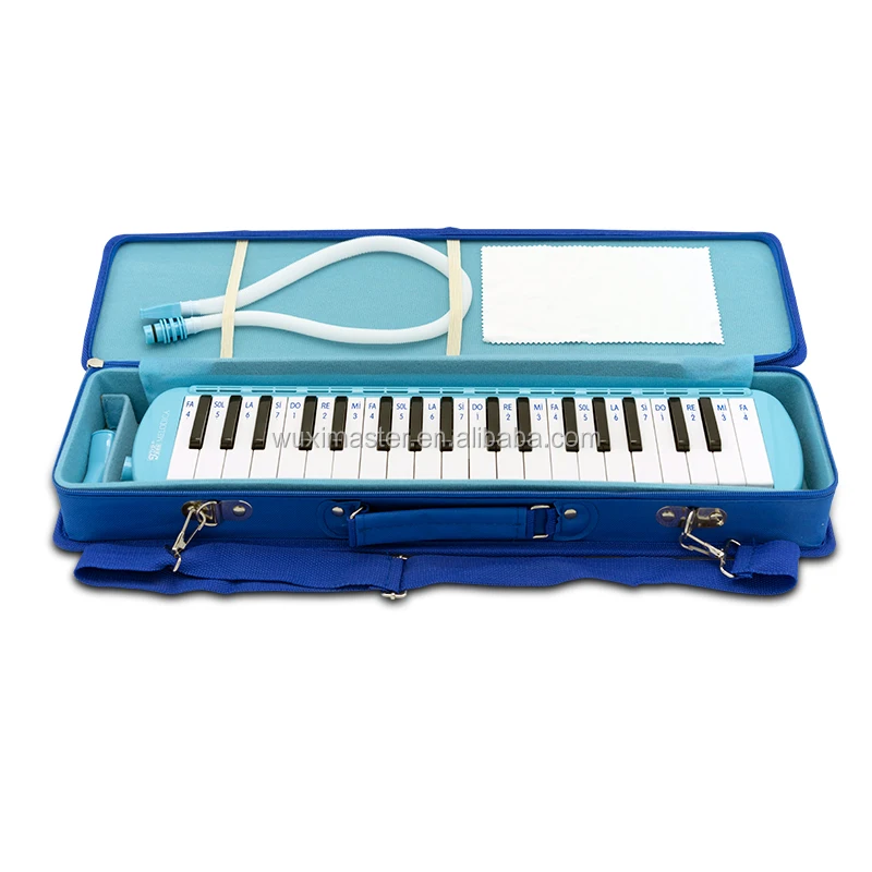 Игрушечная мелодия. Мелодика 37 клавиш. Мелодика Yamaha желтый кейс. Мелодика. Melodica Dubai.