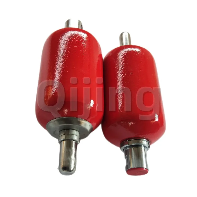 127101584 Hydraulic Accumulator In Failure For Construction