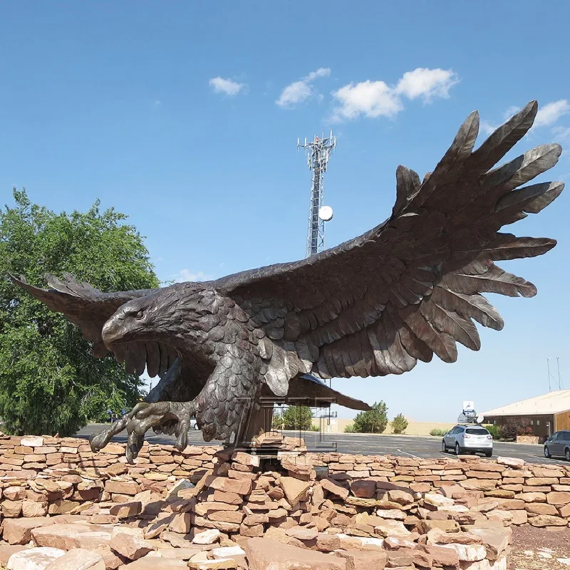 Beste Verkauf große Outdoor gusseisen bronze adler falcon statuen