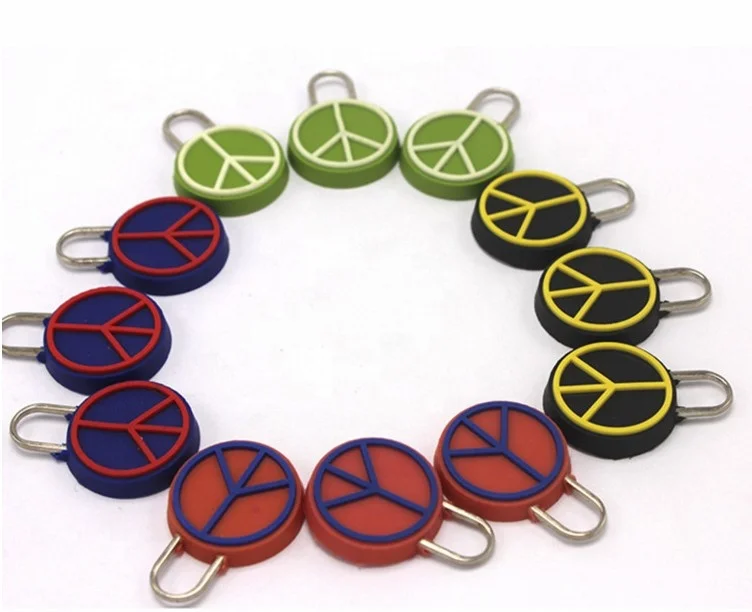 zipper puller 3.jpg