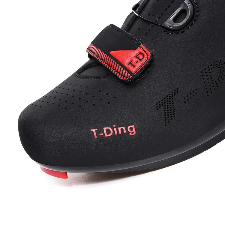 special cycling shoes