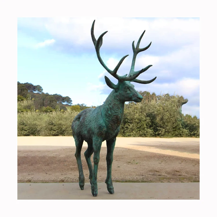 Outdoor Decorative Metal Art Animal Figurines Hand Carved Polished Life