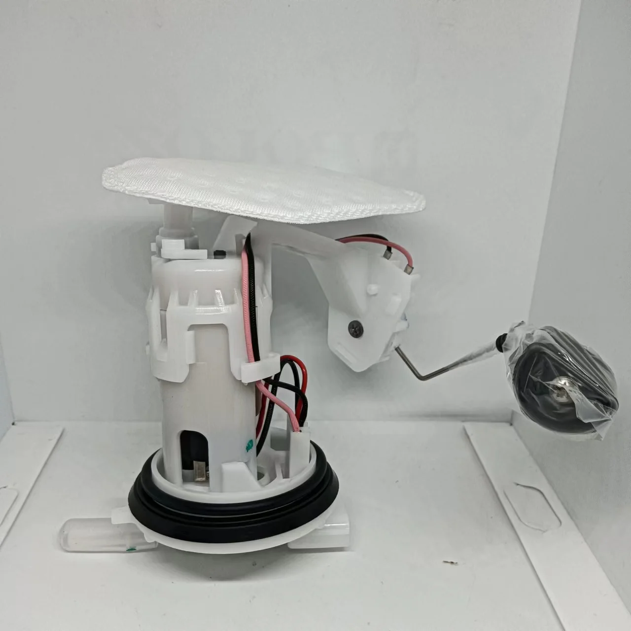 Hot Selling Motorcycle Fuel Pump Assembly Oe 16800gglj00 Motorcycle