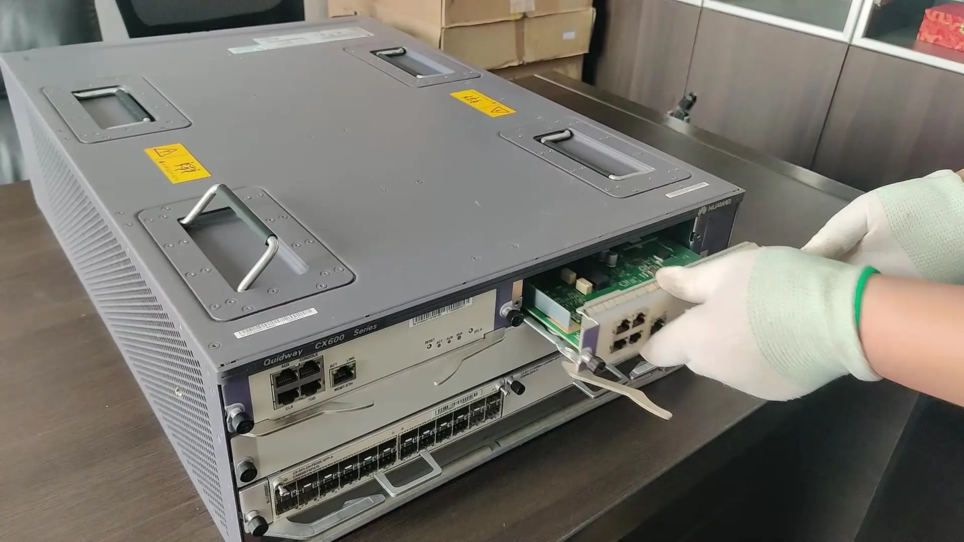 ZTE ZXR10 2800-4 Enterprise Router - Rack-Mountable Access, ONVIF
