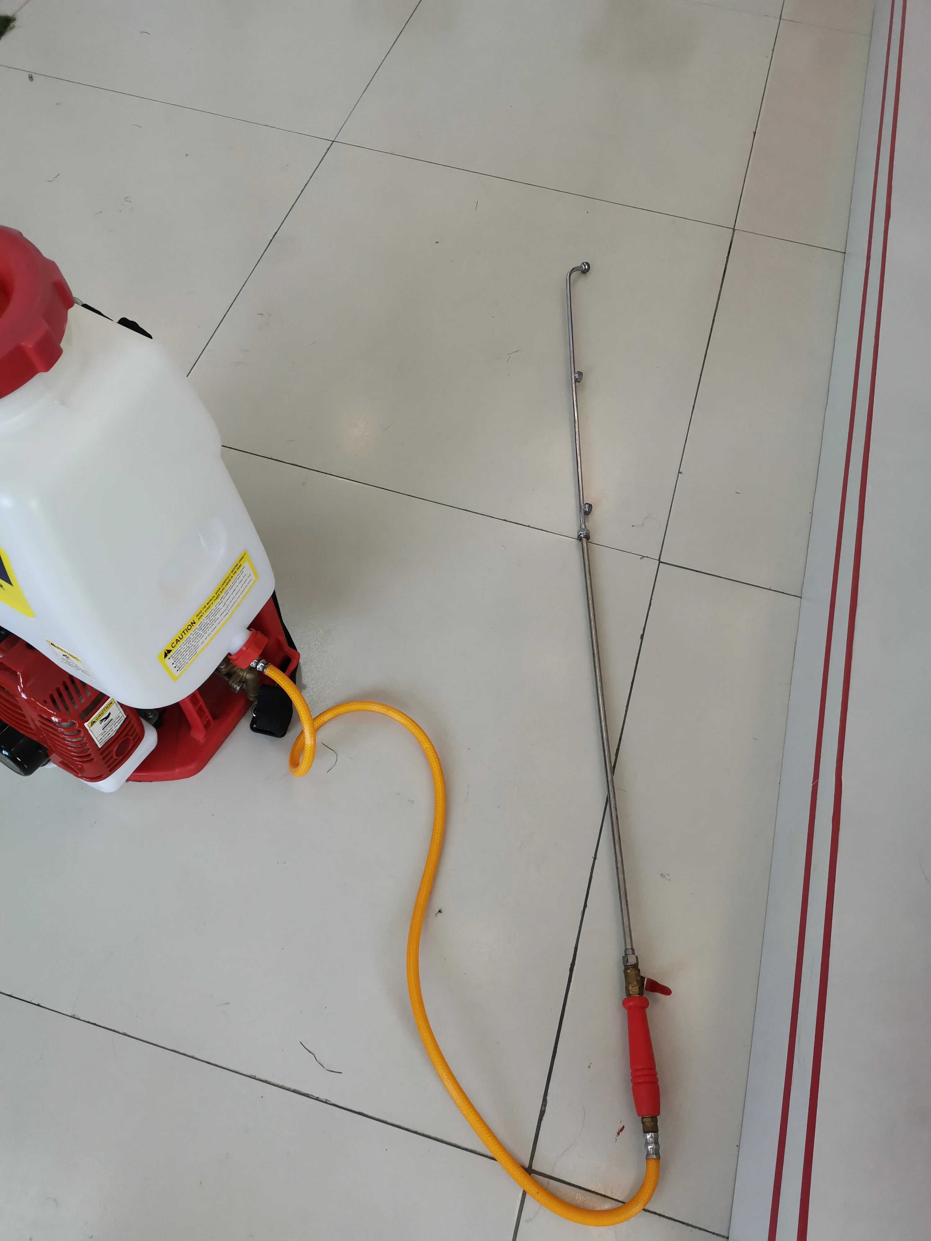 knapsack_powe_sprayer_15