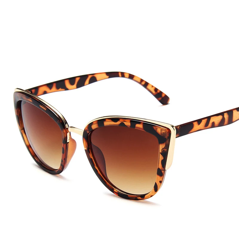 

Plastic frame glasses,2 Pieces, As picture