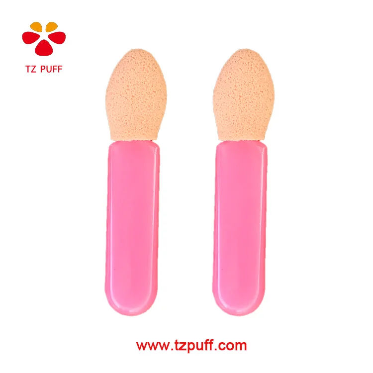 eyeshadow sponge applicator