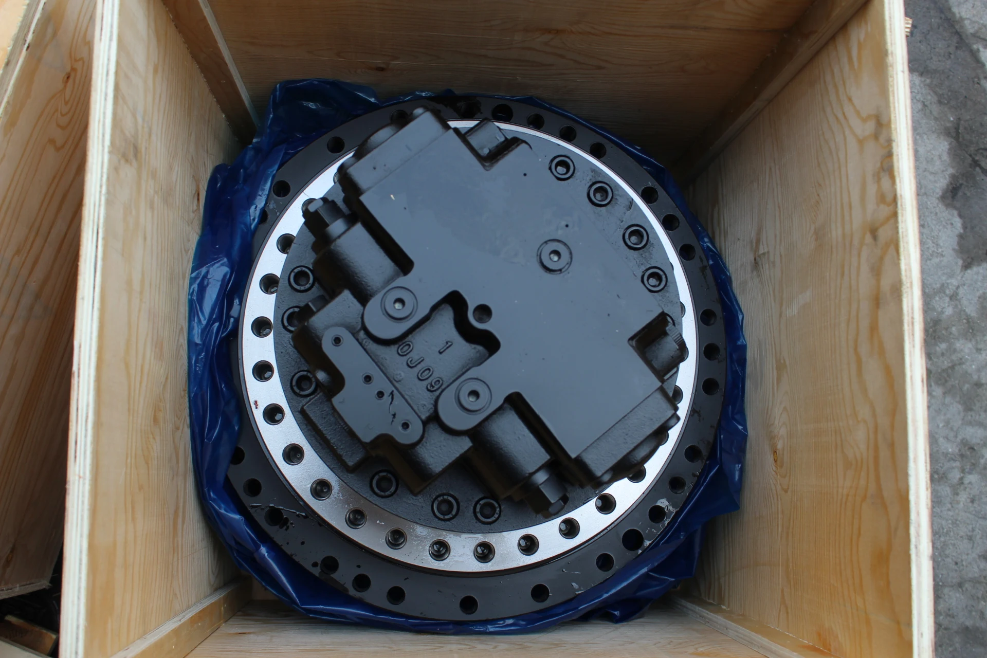 机械零件r210lc-7 r210-7最终驱动装置gm40 tm40挖掘机行走马达总成