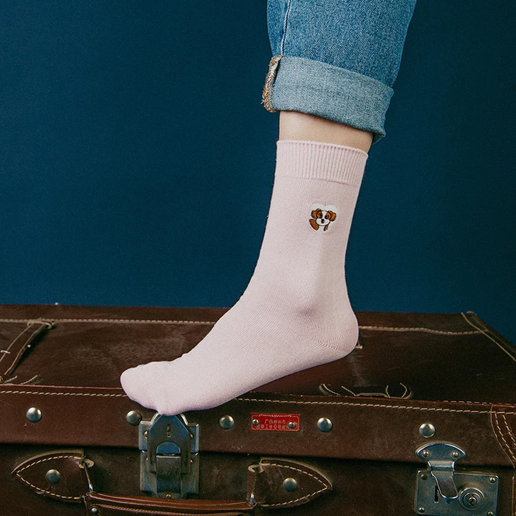 Wholesale Colorful Embroidery Animal Crew Happy Socks Women Wholesale Fashion Cotton Cute Dog Socks 