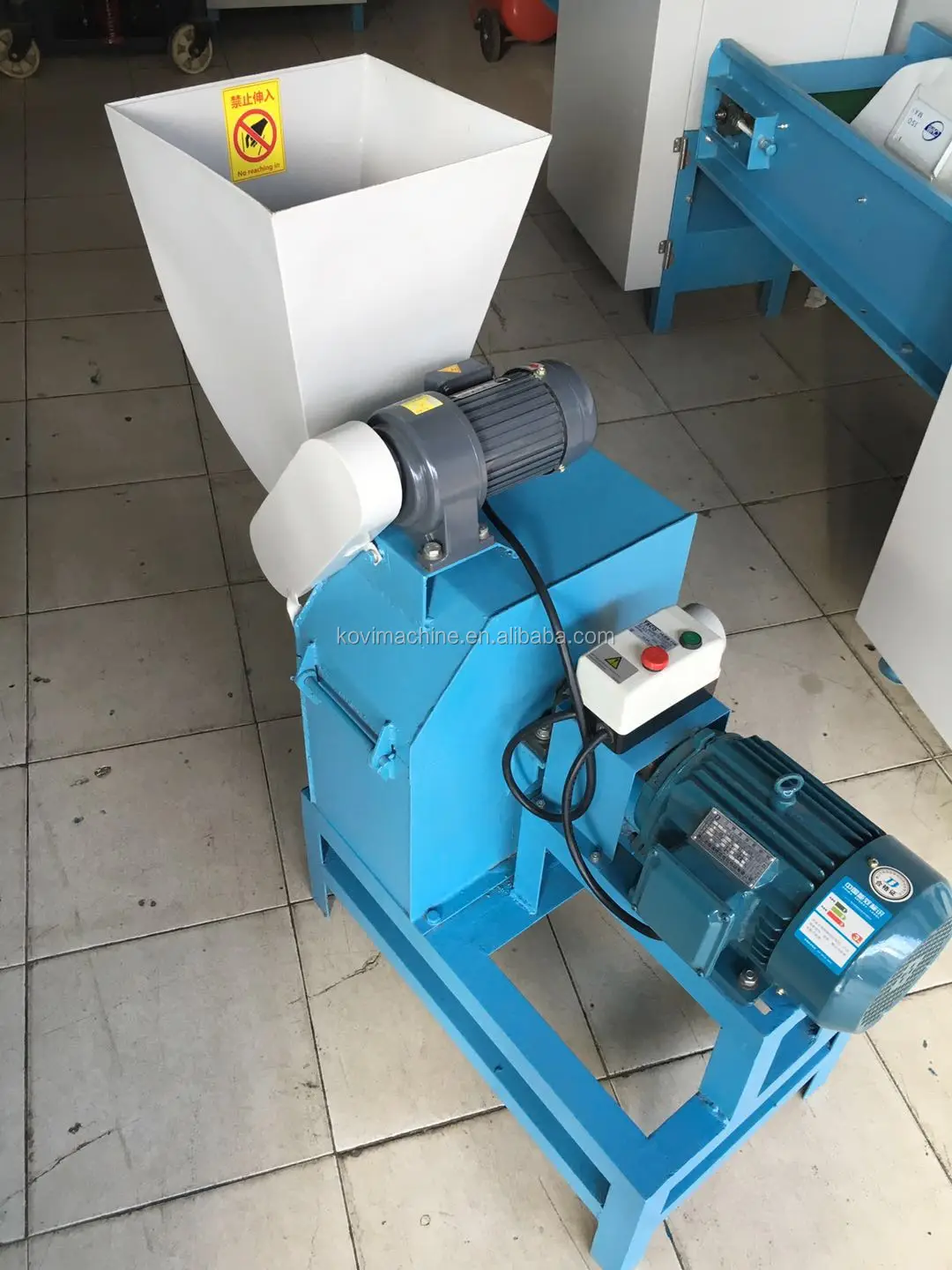 Pu Foam Crushing Machine Grinding Sponge Foam Shredding Machine For