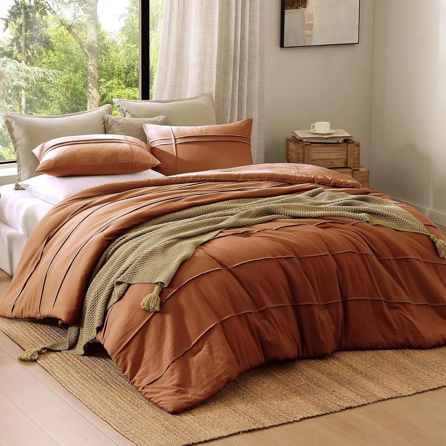 Custom Comforter Burnt Orange Pinch Pleat Comforter for Full Size Bedding,3 Piece Warm Fluffy Custom Bedding Sets supplier