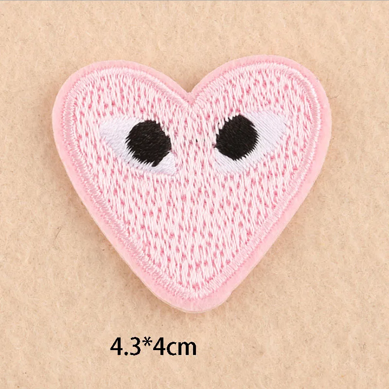 Computer Embroidery Multicolor Heart Shape Eyes Patch