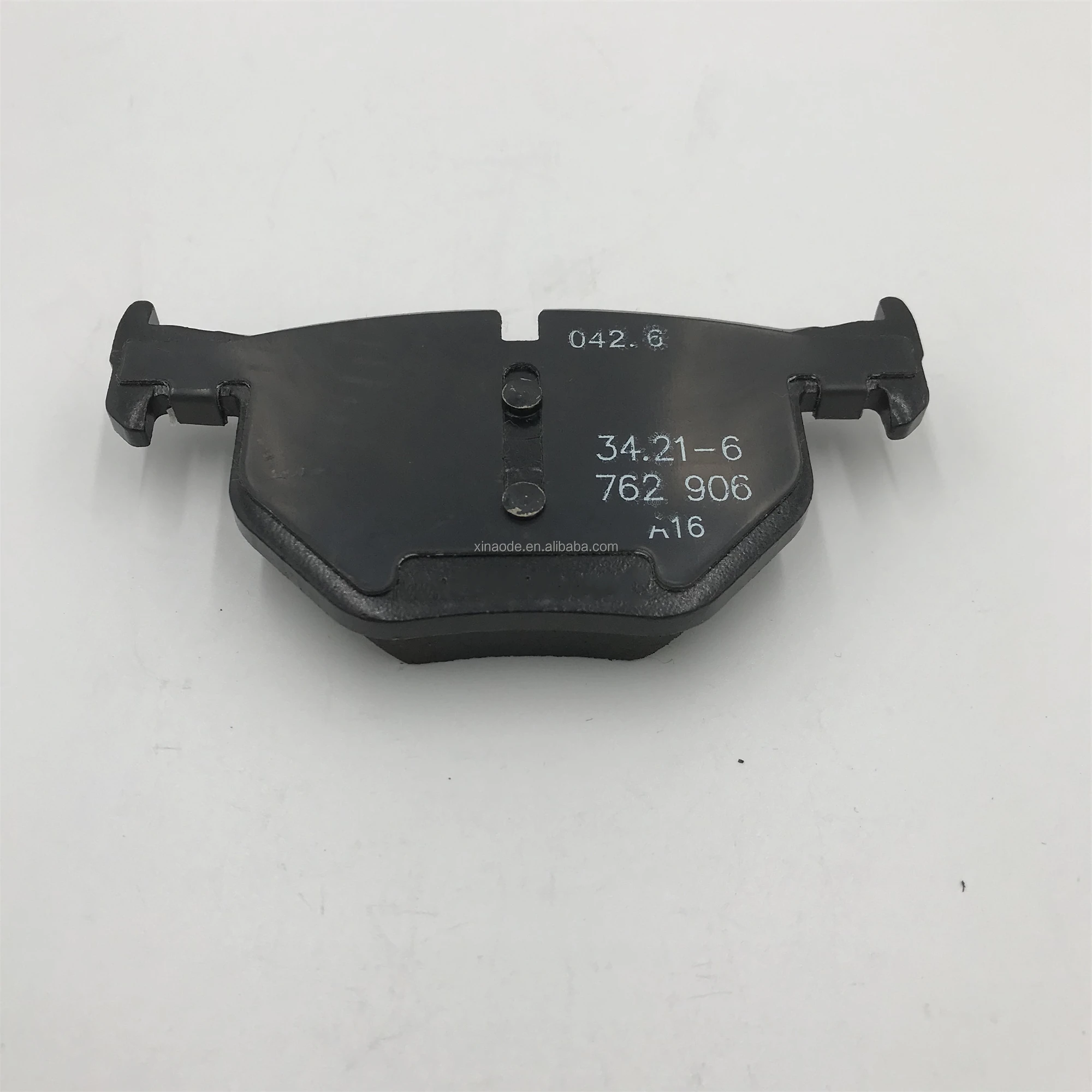 E60 E90 E66 E70 Rear Brake Pad For Bmw E65 E61 F11 F15 F25 F16 F18 Rear