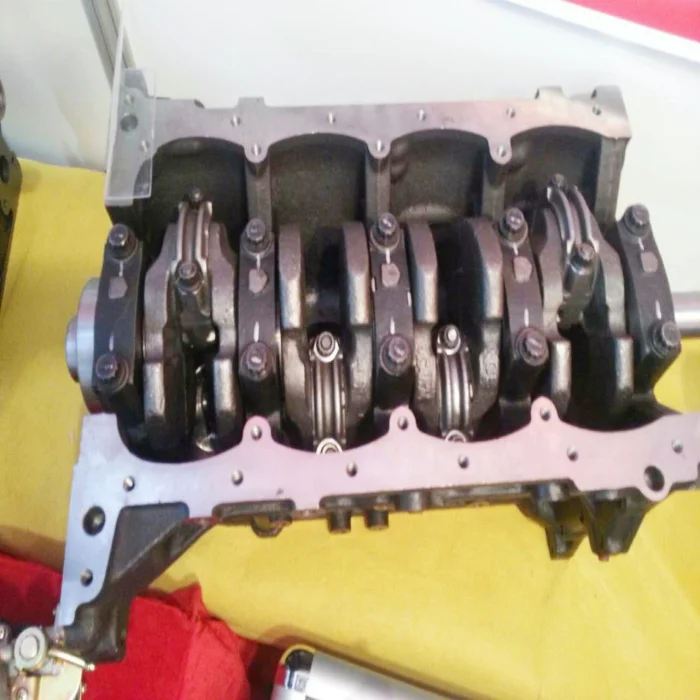 For Toyota Hiace Hilux 2rz 1rz Engine 2rz 1rz Short Block Motor For
