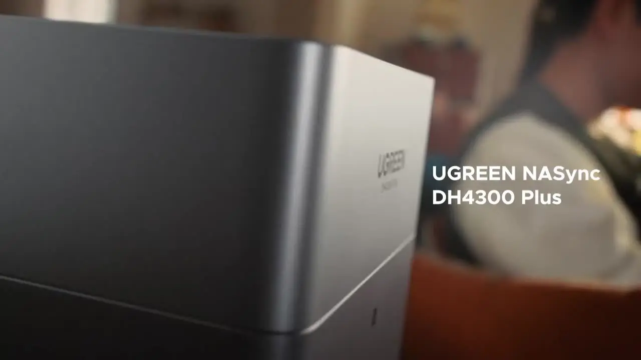 UGREEN NAS DH4300 Plus 4ベイ最大120TB UGREEN NAS Storage 120TB – AI Organization for Family Memories