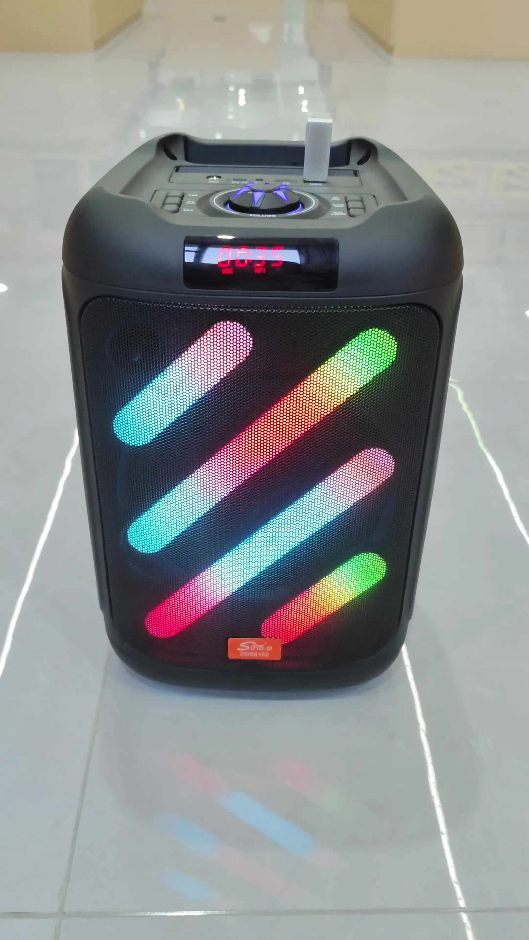 ZQS8162 Portable High-Power Rechargeable BT Speaker 8-Inch