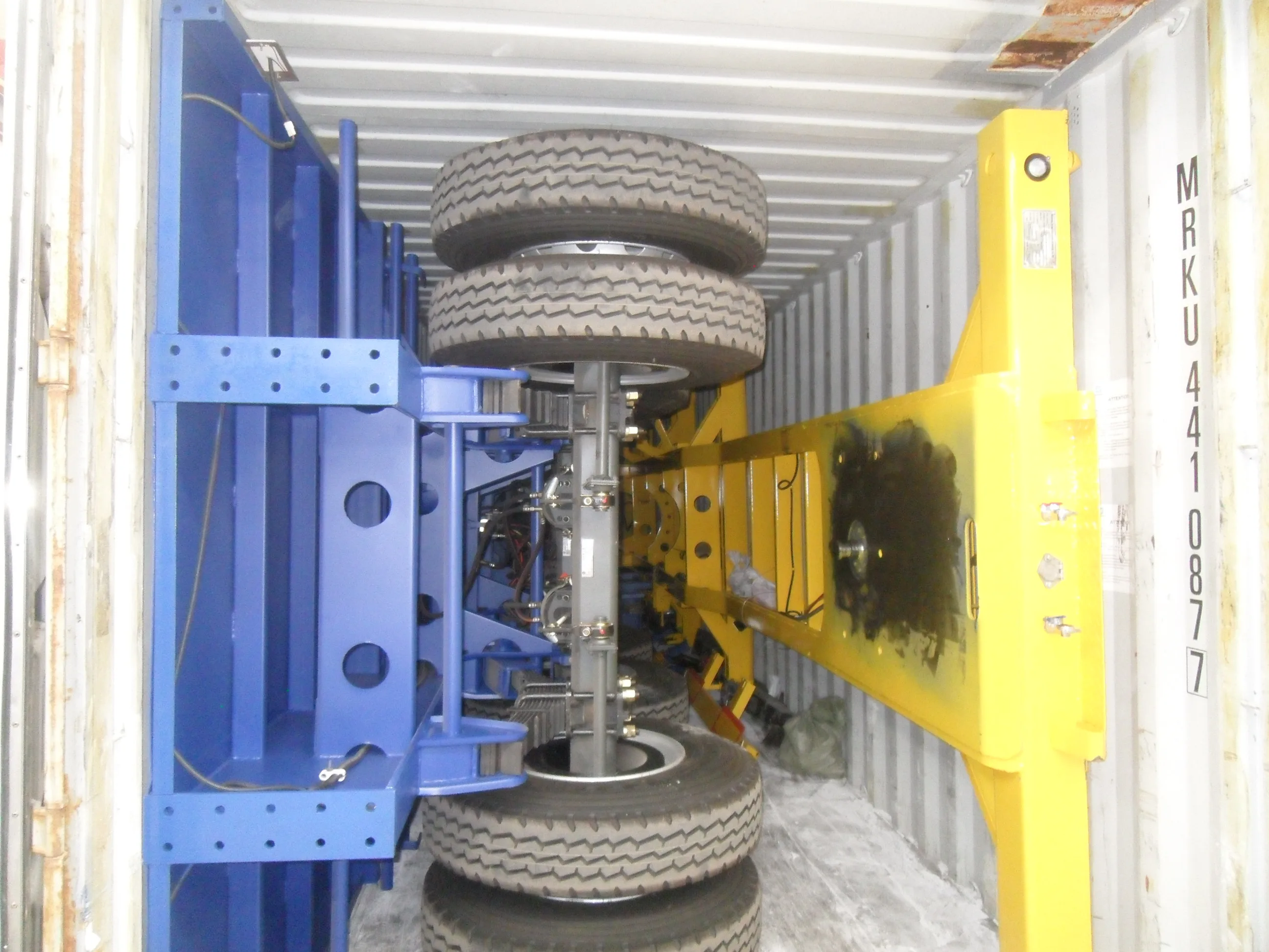 低价格 juyuan 工厂 40 英尺骨架底盘平床 20ft 集装箱半挂车