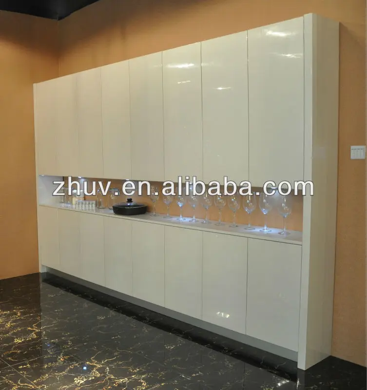 white uv cabinet
