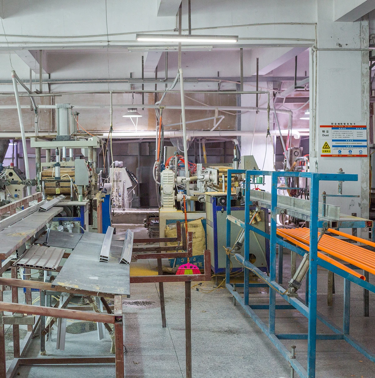 Rigid Pvc Pipe Plastic Extrusion Profile Prices Pvc Resin Pipe