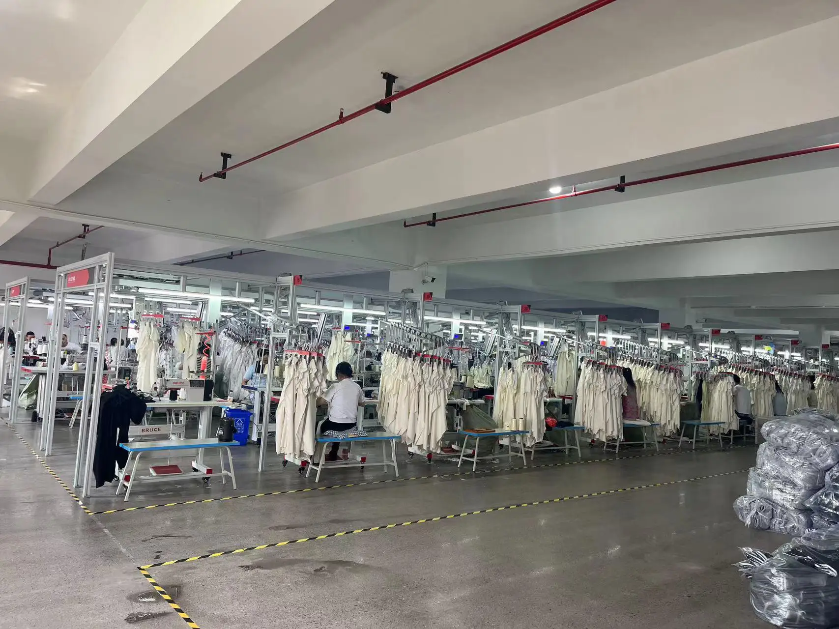 New European and American solid-colored sexy one-piece women's swimsuit, tight pleated bestseller swimwear, wholesale available H2479bb16f2234c24ae2e51ab00c11e55Q