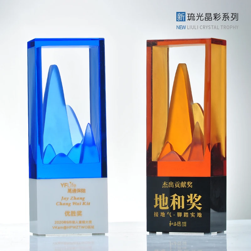 Wholesale K9 Crystal Star Award Trophy Customizable Logo Colored Glaze Cube Shaped Glass Decorative Gift for Souvenir manufacture