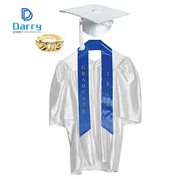 graduation gowns & hats