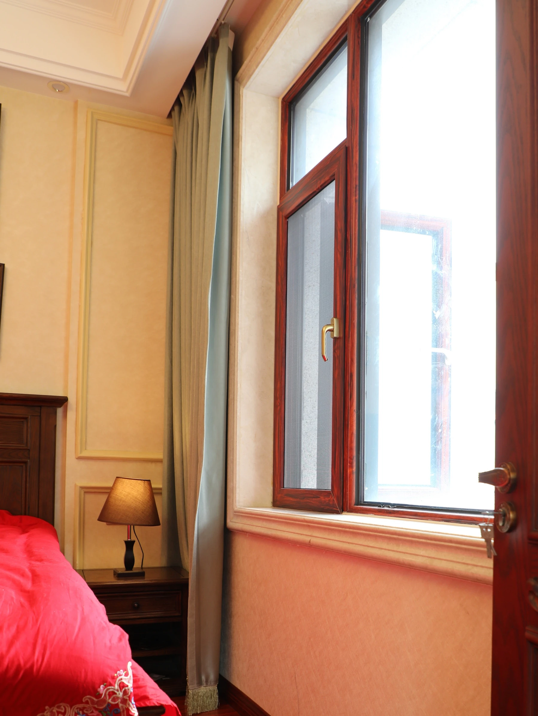 高品质铝平开窗房屋中国建筑窗户供应