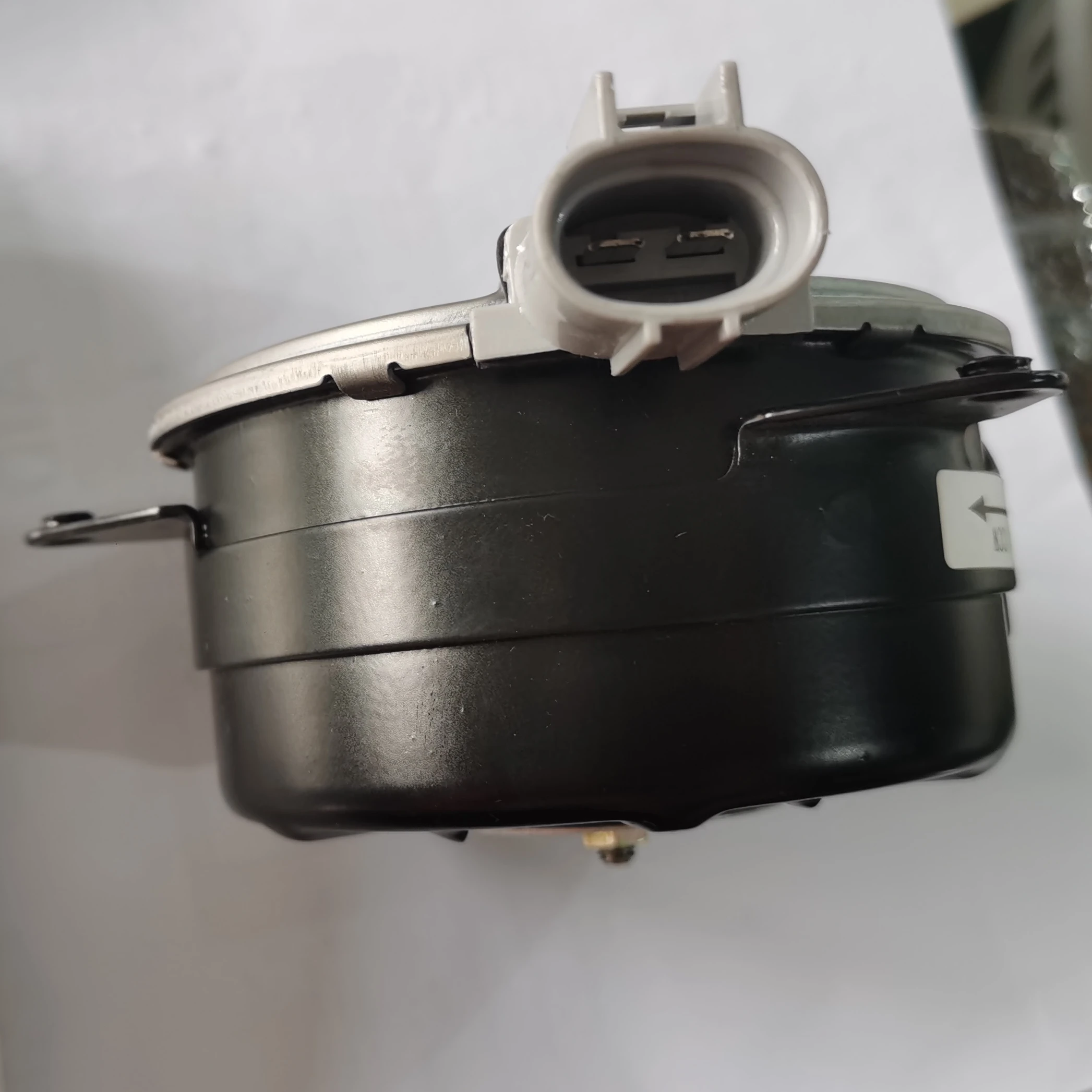 Electrical Auto Radiator Fan Motor 1680001060 16363om010 1636328200