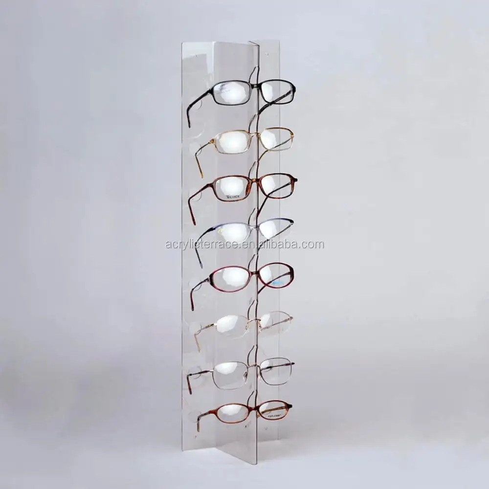 glasses display-082102.jpg