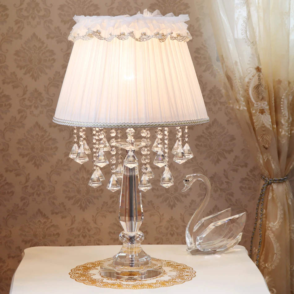 Table Lamp Chandelier Romantic Style Crystal Bead Table Lamp for Home Bedroom Decor Candle Lamp